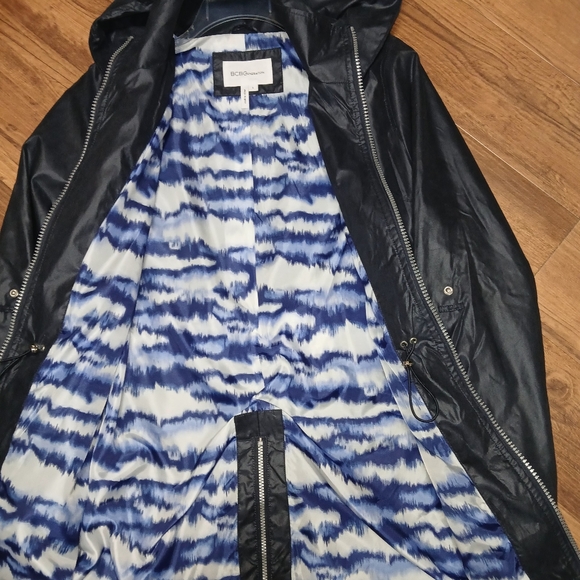 BCBG generation rain coat - Picture 5 of 8